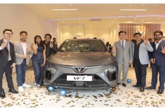 VinFast Opens First Showroom in Surat