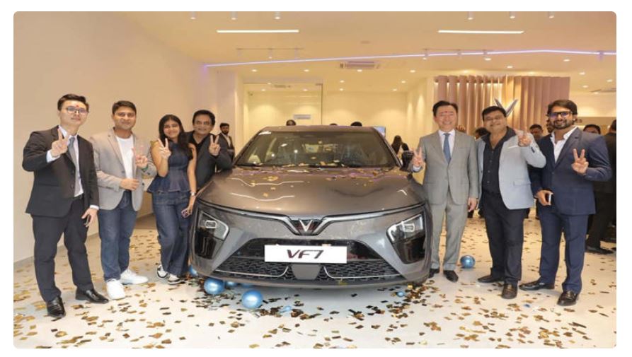 VinFast Opens First Showroom in Surat